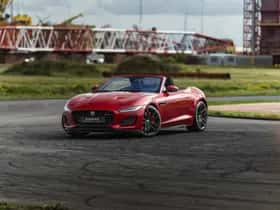 Jaguar F-Type thumbnail 4