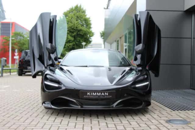 McLaren 720S Spider (2021) thumbnail 6