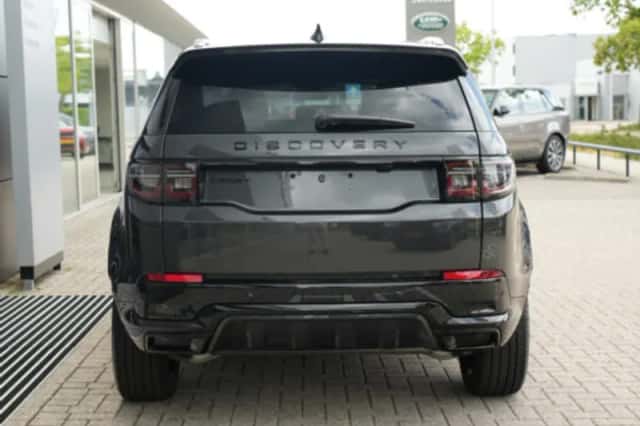 Land Rover Discovery Sport (2025) thumbnail 4