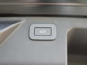 Land Rover Discovery Sport (2025) thumbnail 9