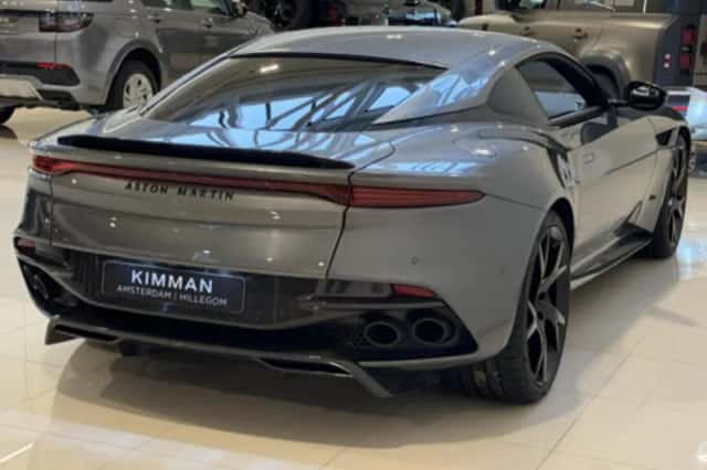 Aston Martin DBS (2021) thumbnail 4