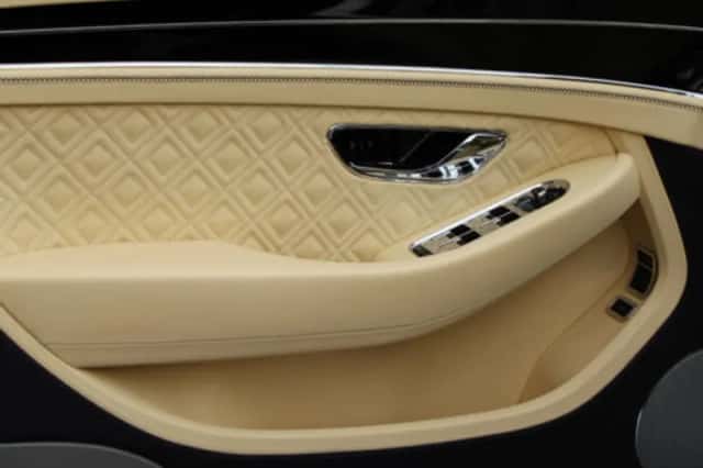 Bentley Continental GTC (2018) thumbnail 15