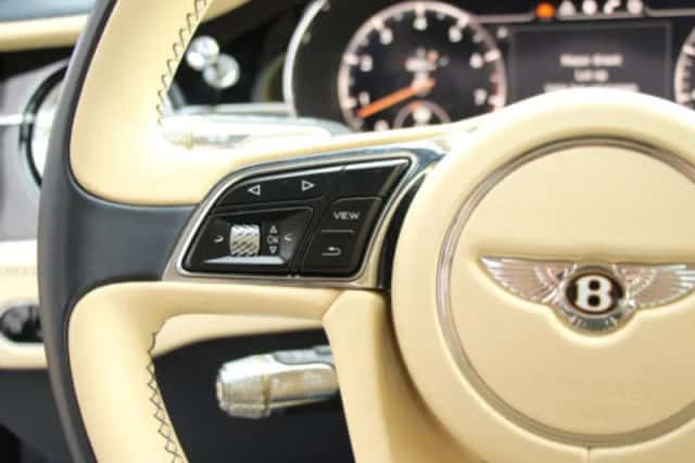 Bentley Continental GTC (2018) thumbnail 22