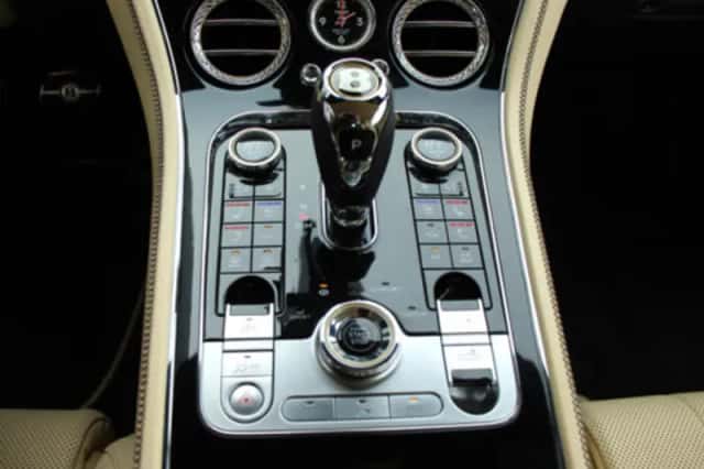 Bentley Continental GTC (2018) thumbnail 28