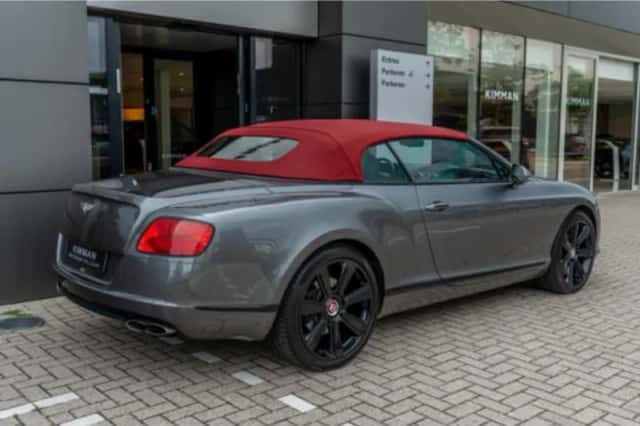 Bentley Continental GTC (2018) thumbnail 96