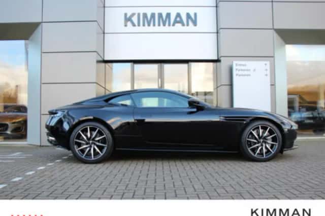 Aston Martin DB11 (2022) thumbnail 1