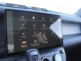 Land Rover Defender (2009) thumbnail 50