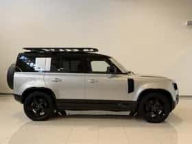 Land Rover Defender (2009) thumbnail 68