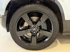 Land Rover Defender (2009) thumbnail 73