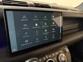 Land Rover Defender (2009) thumbnail 82