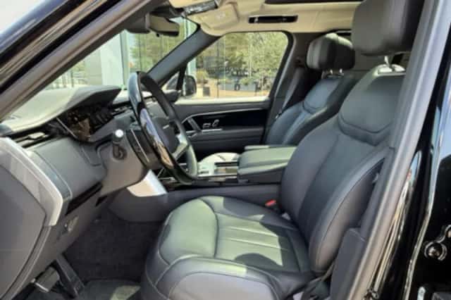 Land Rover Range Rover (2026) thumbnail 4