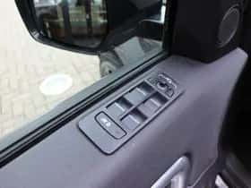 Land Rover Discovery Sport (2025) thumbnail 51