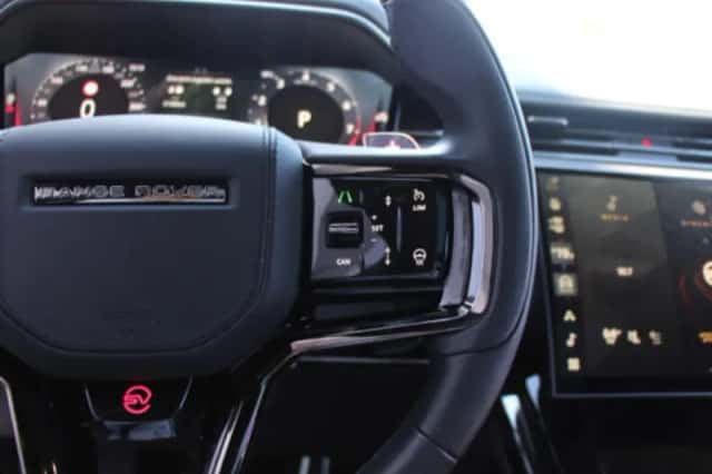 Land Rover Range Rover Sport (2023) thumbnail 64