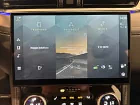 Jaguar F-Pace thumbnail 44