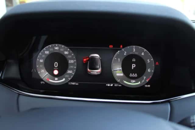 Land Rover Range Rover Evoque (2026) thumbnail 60