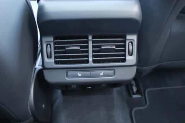 Land Rover Range Rover Evoque (2026) thumbnail 71