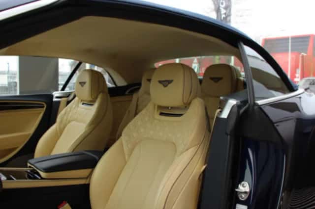 Bentley Continental GTC (2019) thumbnail 21