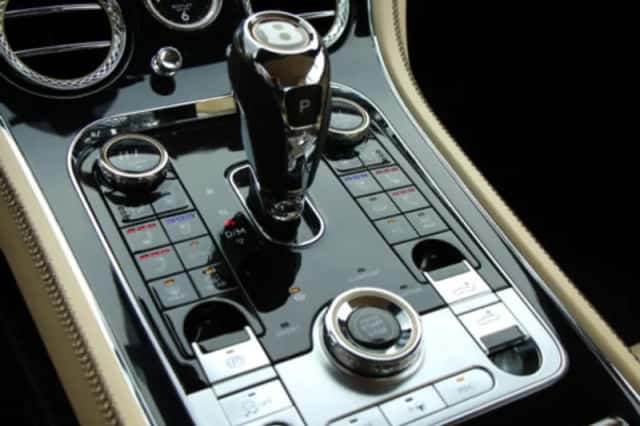 Bentley Continental GTC (2019) thumbnail 26