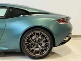 Aston Martin DB12 (2024) thumbnail 9