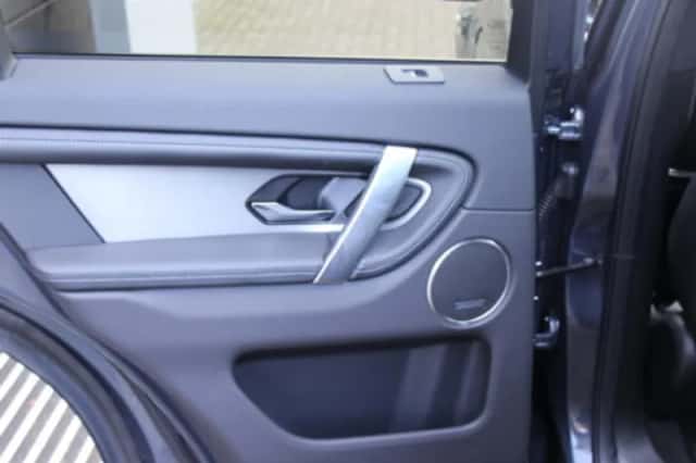 Land Rover Discovery Sport (2025) thumbnail 28