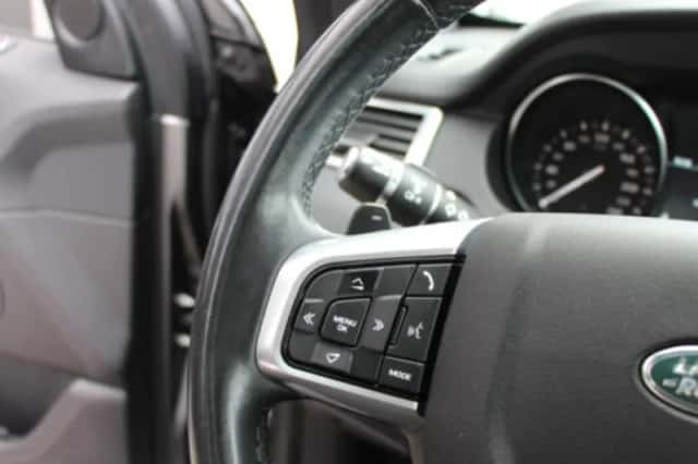 Land Rover Discovery Sport (2025) thumbnail 95