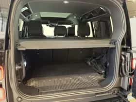 Land Rover Defender (2025) thumbnail 18