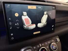 Land Rover Defender (2025) thumbnail 83