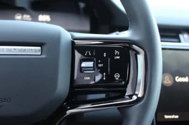 Land Rover Range Rover Evoque (2026) thumbnail 61