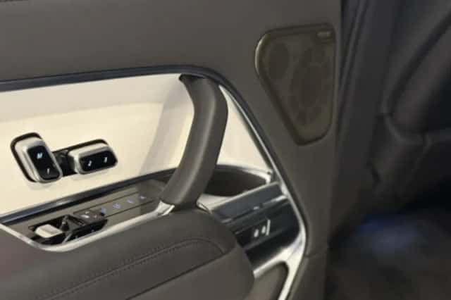 Land Rover Range Rover (2026) thumbnail 55