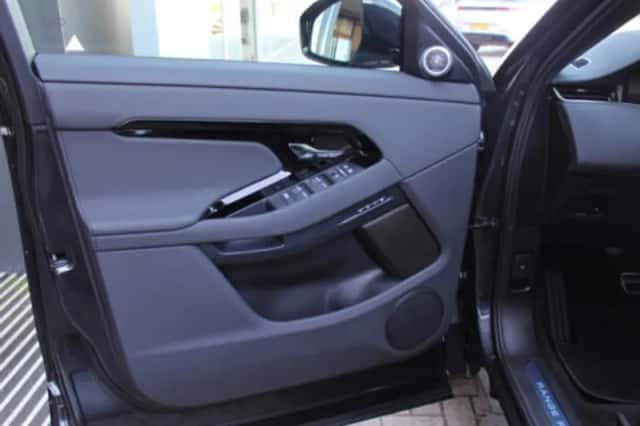 Land Rover Range Rover Evoque (2026) thumbnail 53