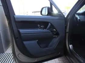 Land Rover Range Rover Sport (2026) thumbnail 16