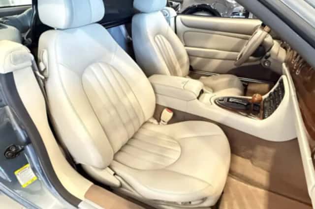 Jaguar XK8 (2001) thumbnail 13