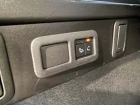 Land Rover Range Rover Velar (2020) thumbnail 88