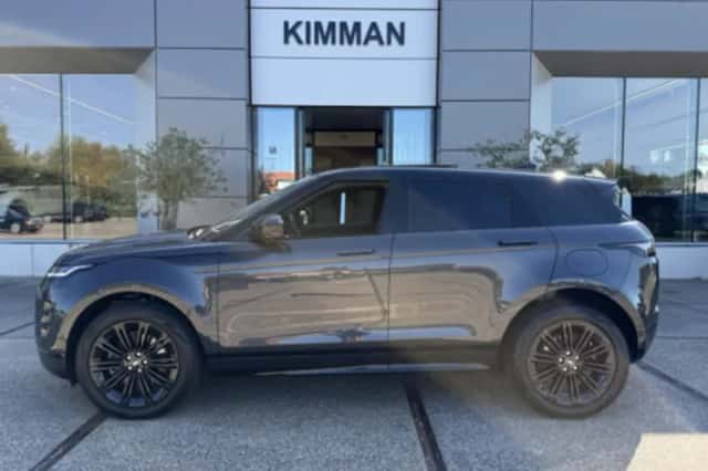 Land Rover Range Rover Evoque (2026) thumbnail 3