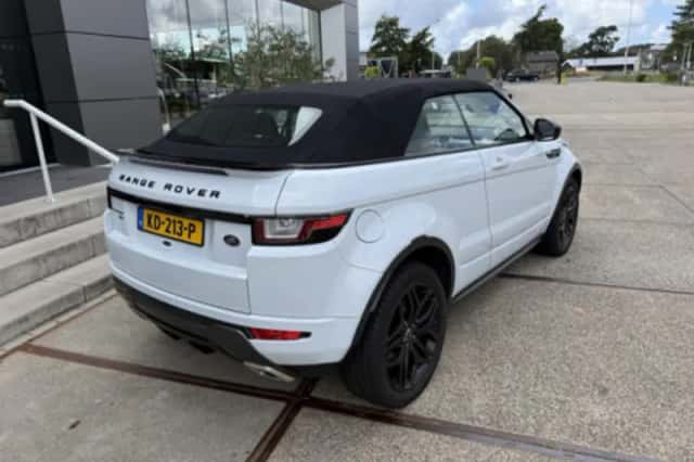 Land Rover Range Rover Evoque (2026) thumbnail 4