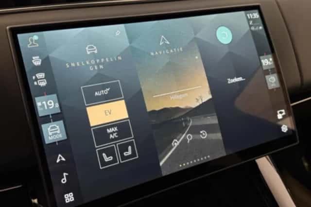 Land Rover Range Rover Sport (2023) thumbnail 34