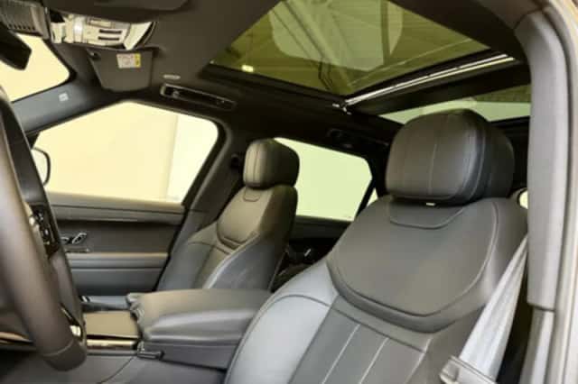 Land Rover Range Rover Sport (2023) thumbnail 5