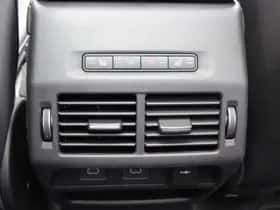 Land Rover Discovery Sport (2019) thumbnail 29