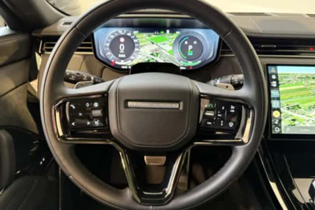 Land Rover Range Rover Sport (2026) thumbnail 7