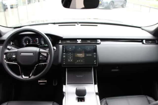 Land Rover Range Rover Velar (2022) thumbnail 39