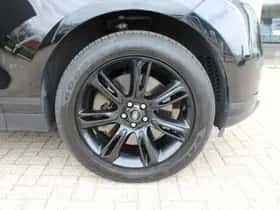 Land Rover Range Rover Velar thumbnail 6