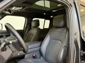 Land Rover Defender (2026) thumbnail 14