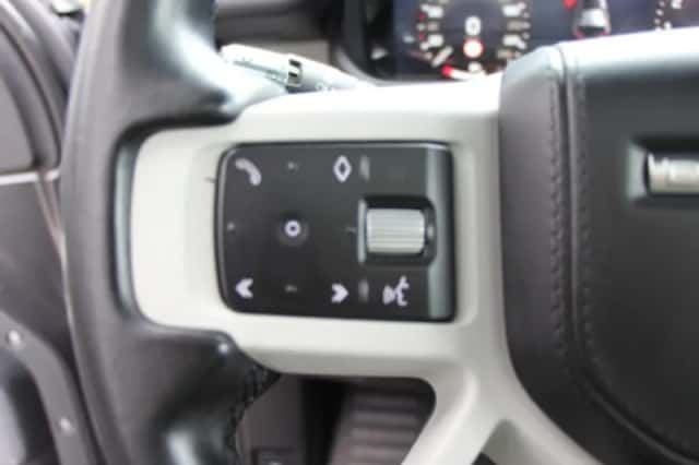 Land Rover Defender (2026) thumbnail 59