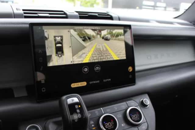 Land Rover Defender (2026) thumbnail 64