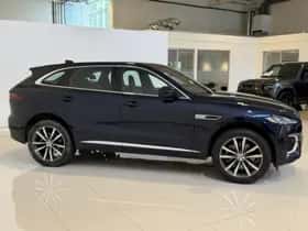Jaguar F-Pace (2022) thumbnail 4