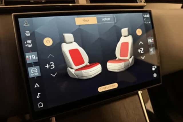Land Rover Range Rover Velar (2025) thumbnail 60