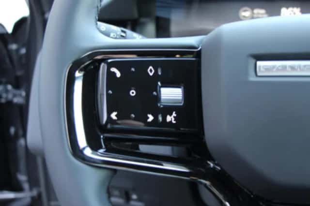 Land Rover Range Rover Evoque (2025) thumbnail 59