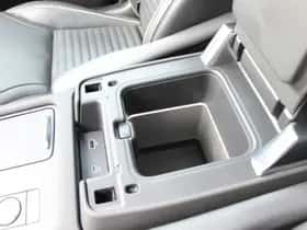 Land Rover Discovery (2022) thumbnail 18