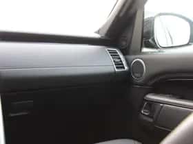 Land Rover Discovery (2022) thumbnail 19