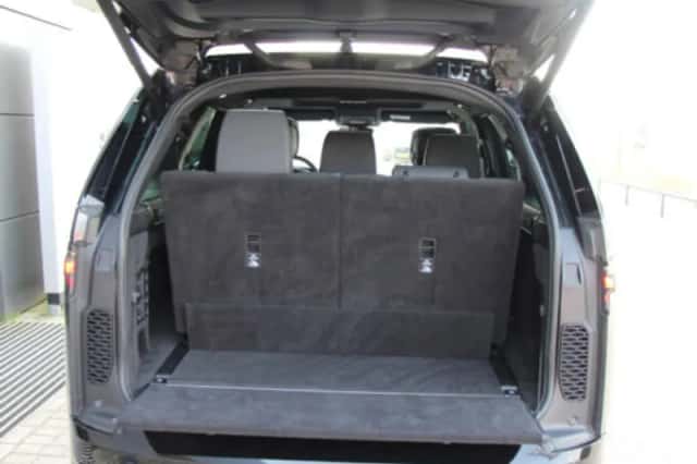 Land Rover Discovery (2022) thumbnail 24